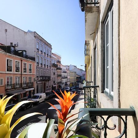 Charming And Stylish Downtown Apt In XIX Century Building リスボン エクステリア 写真