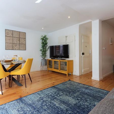 Charming And Stylish Downtown Apt In XIX Century Building リスボン エクステリア 写真