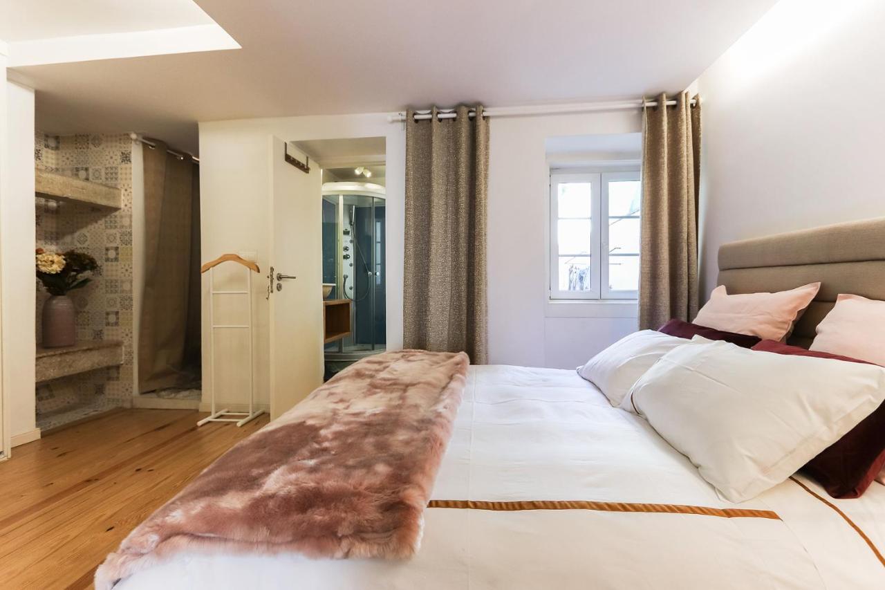 Charming And Stylish Downtown Apt In XIX Century Building リスボン エクステリア 写真