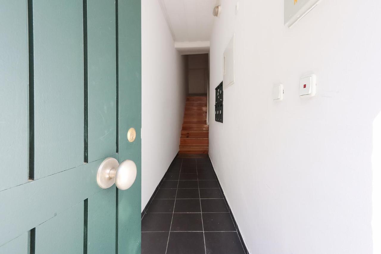 Charming And Stylish Downtown Apt In XIX Century Building リスボン エクステリア 写真