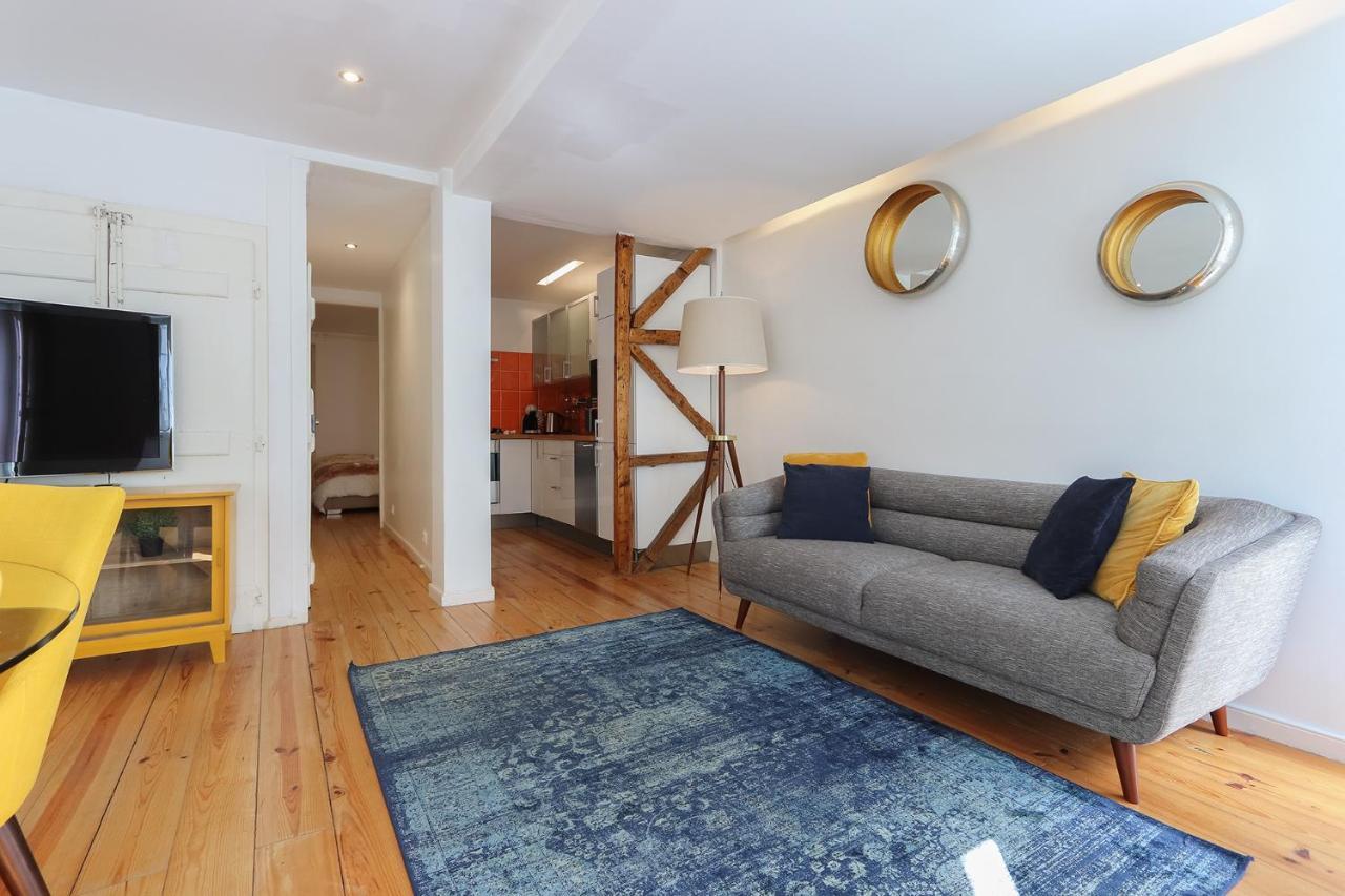 Charming And Stylish Downtown Apt In XIX Century Building リスボン エクステリア 写真