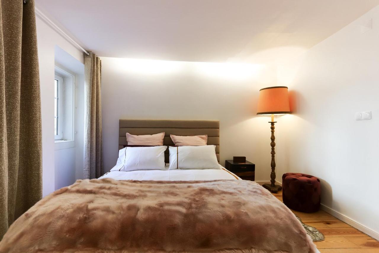 Charming And Stylish Downtown Apt In XIX Century Building リスボン エクステリア 写真