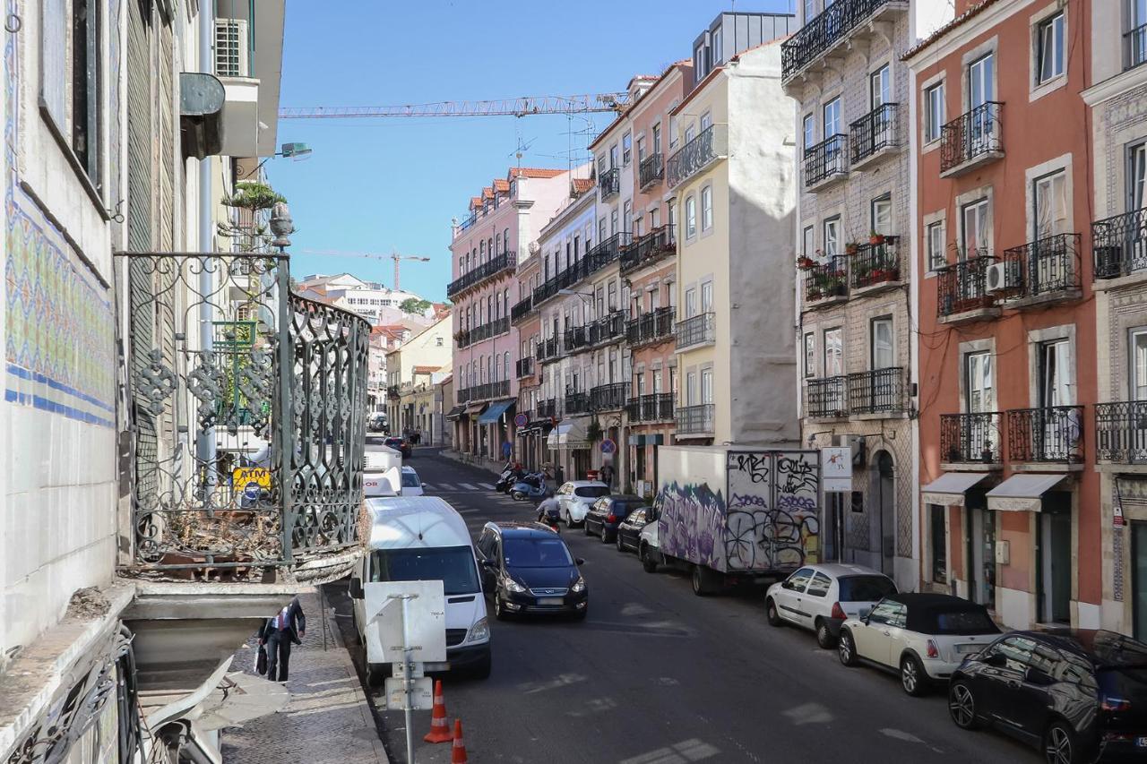Charming And Stylish Downtown Apt In XIX Century Building リスボン エクステリア 写真